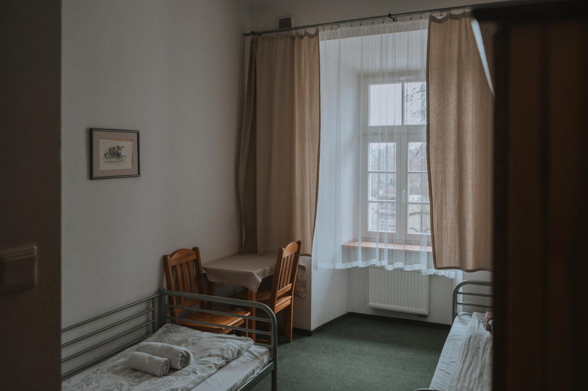 Pokoje Goscinne Domu Pielgrzyma W Supraslu Esterno foto