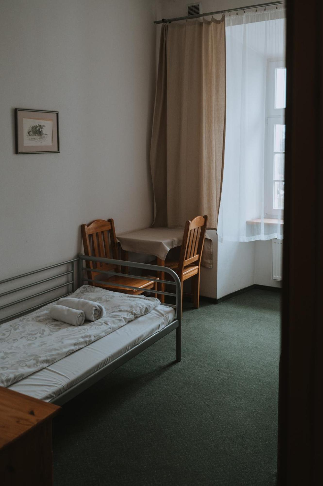 Pokoje Goscinne Domu Pielgrzyma W Supraslu Esterno foto